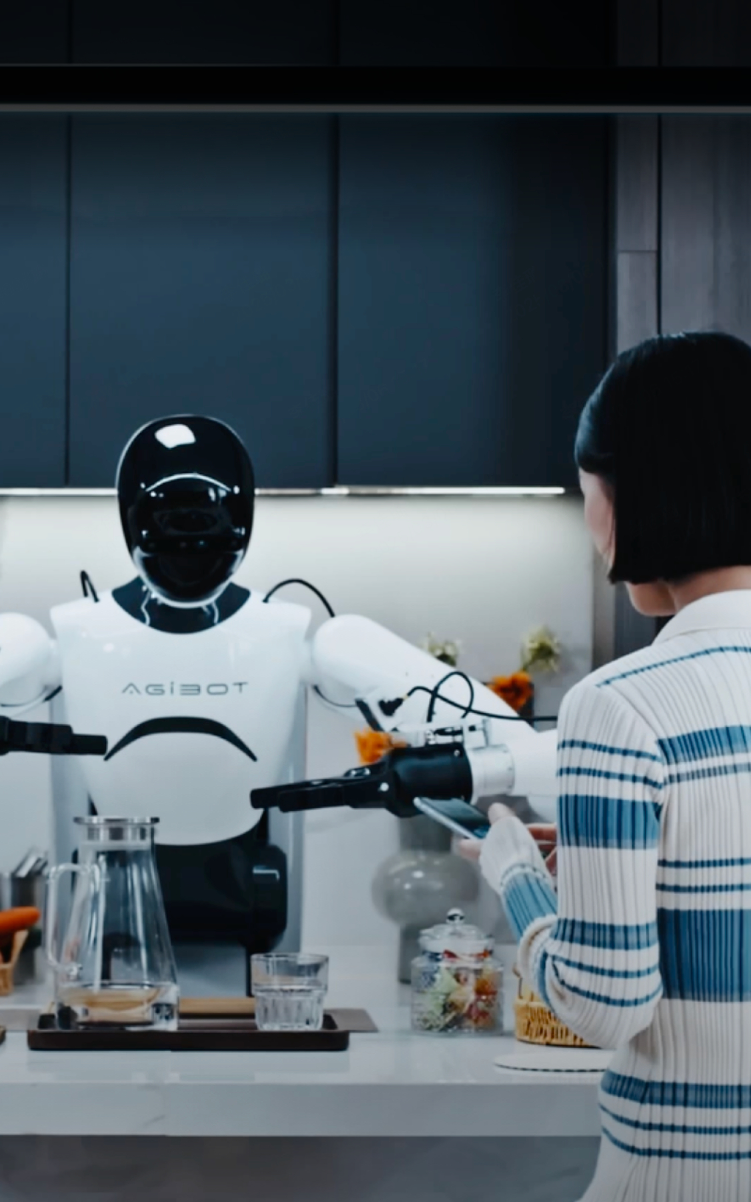 行业首款！星空官网发布具身智能一站式开发平台Genie Studio